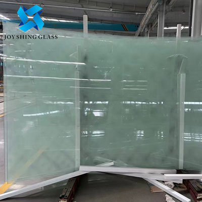 Gewaltiges Glas mit geschwungenem Verlauf 10+1,52PVB+10mm Sicherheitsglas