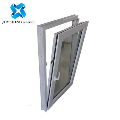 Upvc-Tilts und Drehfenster mit Bildschirmen